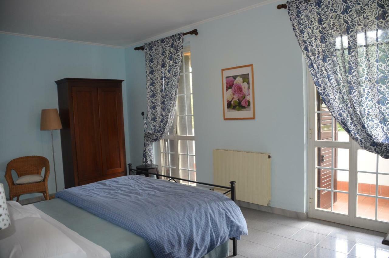 Il Grifo Hotel Sabaudia Ngoại thất bức ảnh